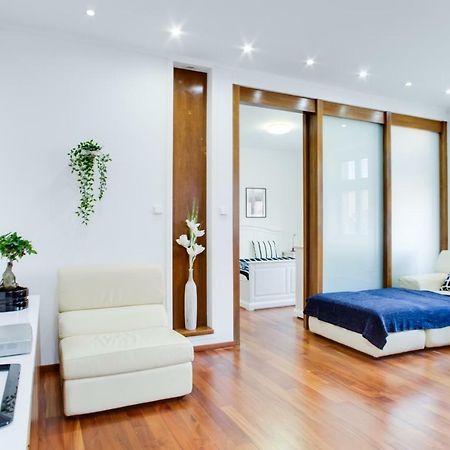 Royal Apartment Near River - Nek4Th Prague Luaran gambar