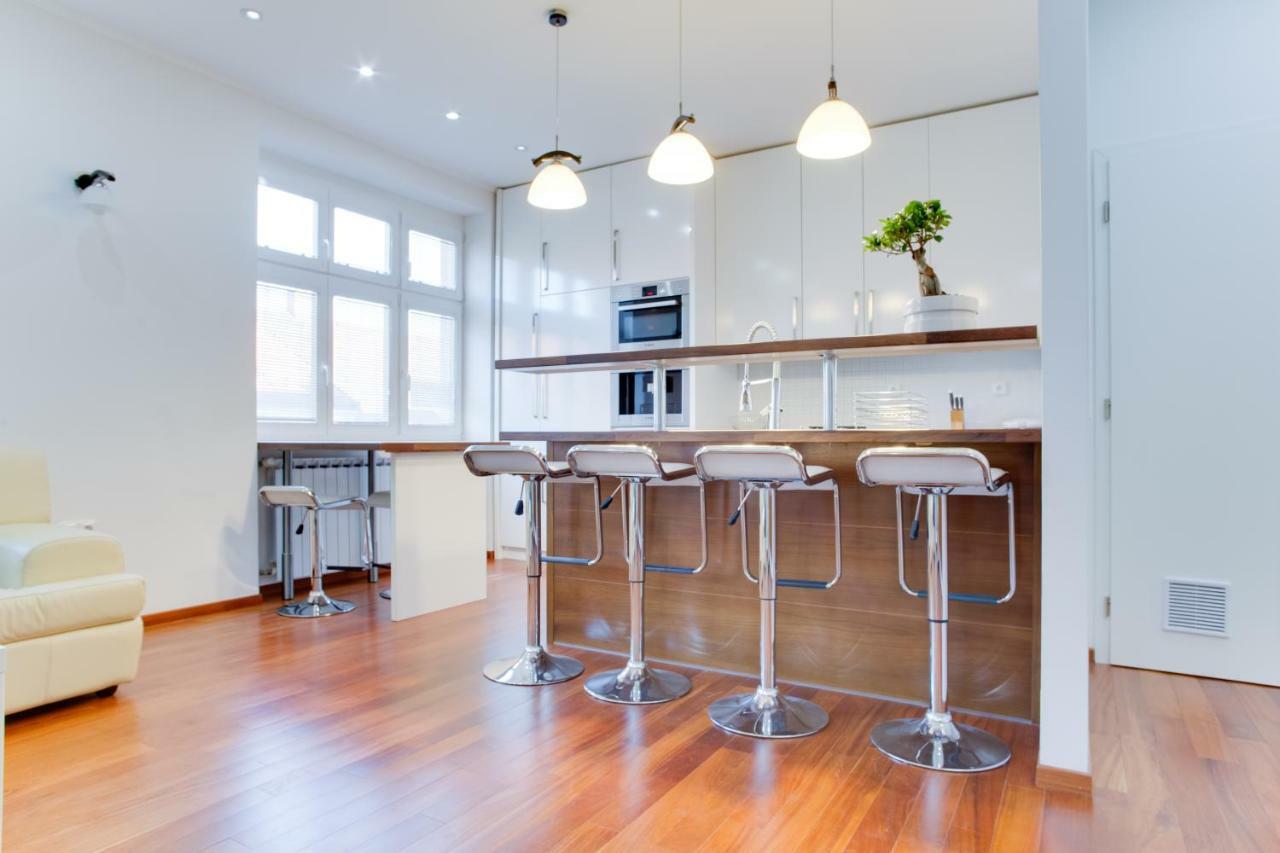 Royal Apartment Near River - Nek4Th Prague Luaran gambar